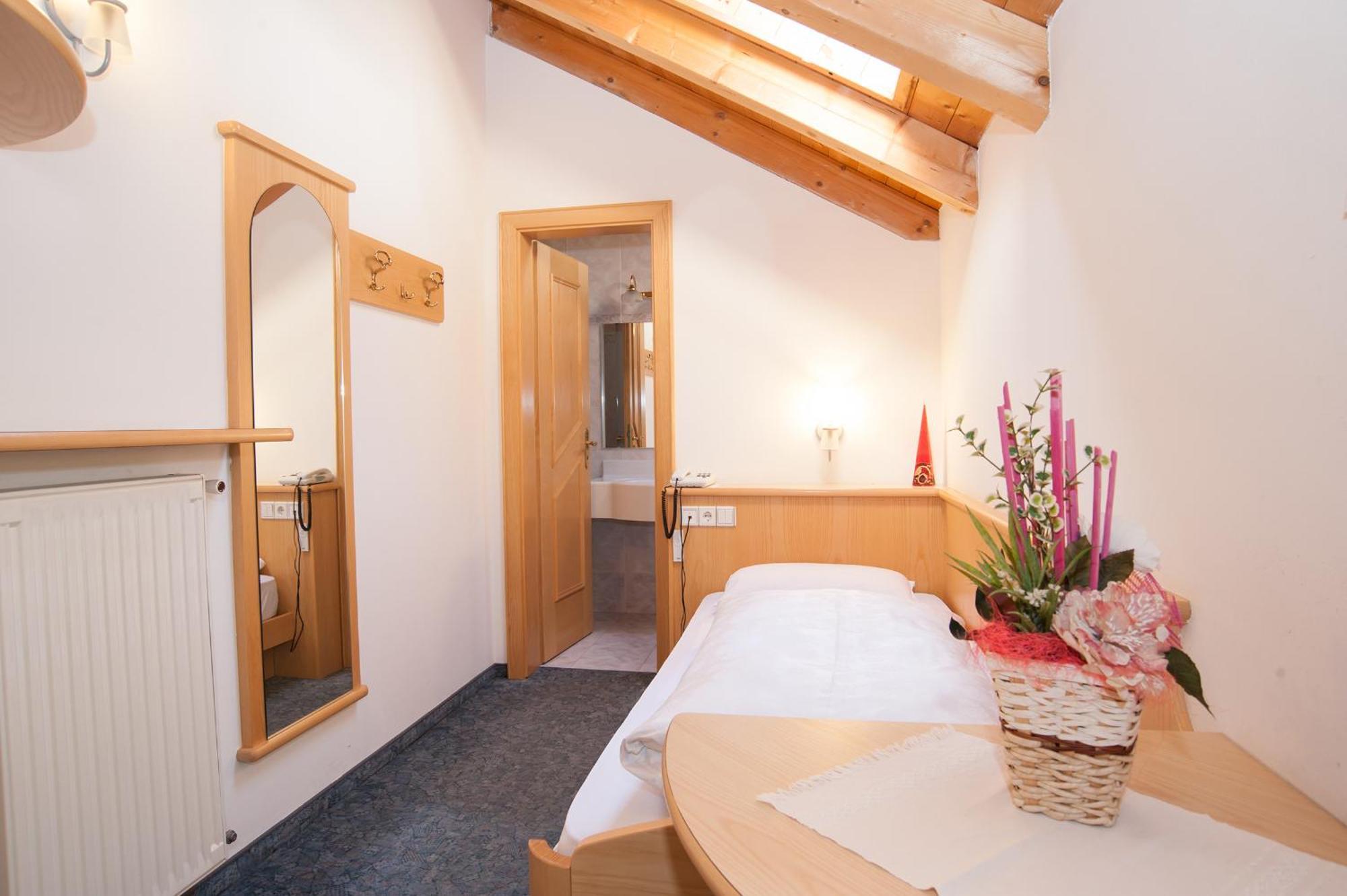 Hotel Vernel Santa Cristina Val Gardena Ruang foto